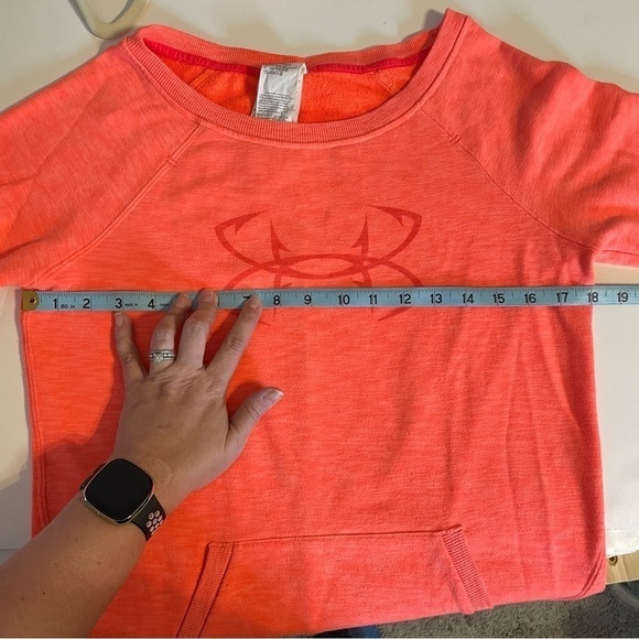 Under Armor Bright Orange Long Sleeve Sweatshirt Size Small - Picture 4 of 6
